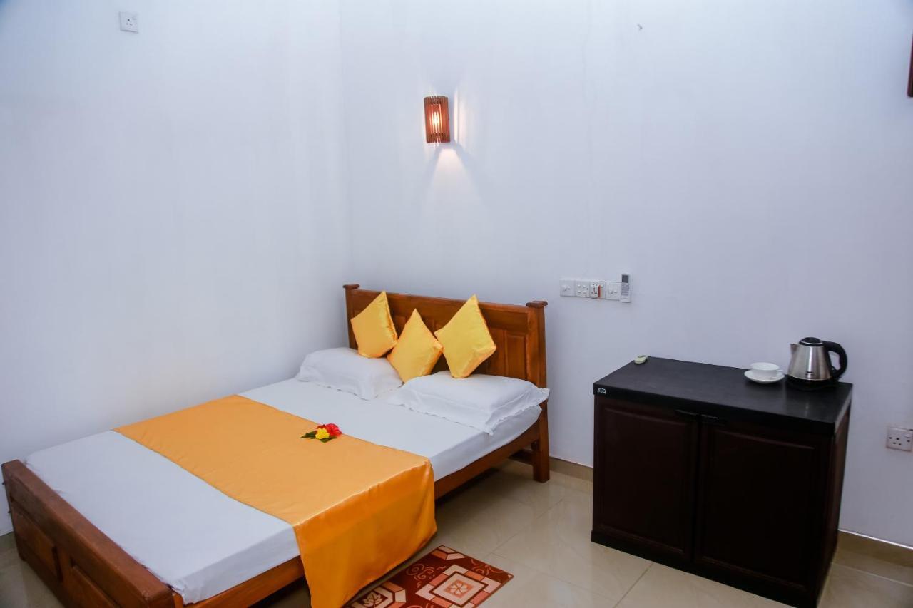 Ranjith Guest Otel Mirissa Dış mekan fotoğraf